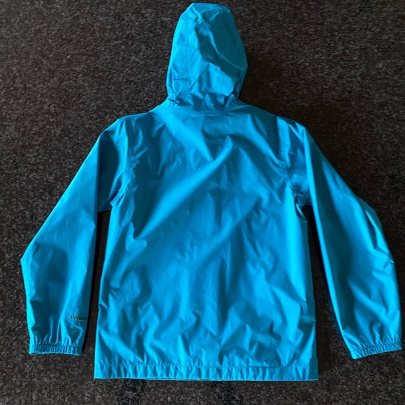 EUC The North Face windbreaker - Picture 2 of 7